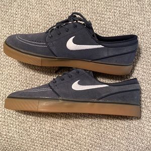 Nike Janoski Navy/Gum (Rare)